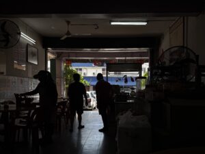 闯入我平静生活里的访客